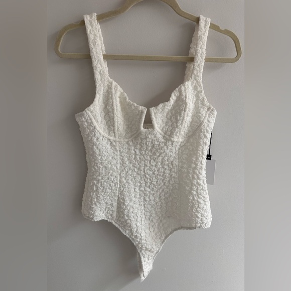 NWT- ASTR THE LABEL, ARIA BUSTIER BODYSUIT - Size L - Picture 9 of 16